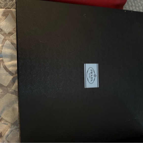 Prada Large Vitello Tote - Picture 7 of 14